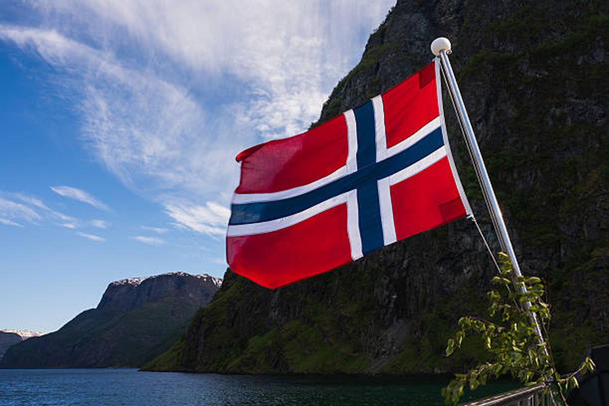 Norveç'te Yeni Kral Haakon Anayasaya Bağlılık Yemini Etti