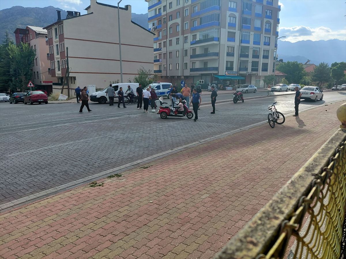 Seydişehir'de Motosiklet Kazası: 3 Yaralı