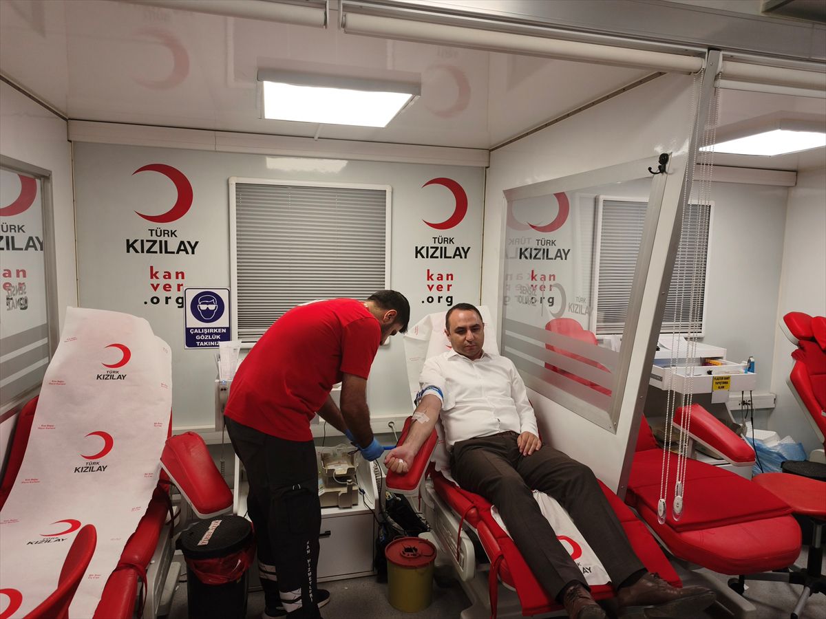 Silopi Kaymakamı Partal'dan Anlamlı Kan Bağışı