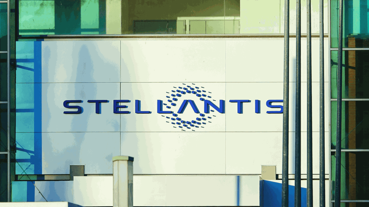 Stellantis'in Global Pazarlama Direktörü Olivier François Görevinden Ayrılıyor