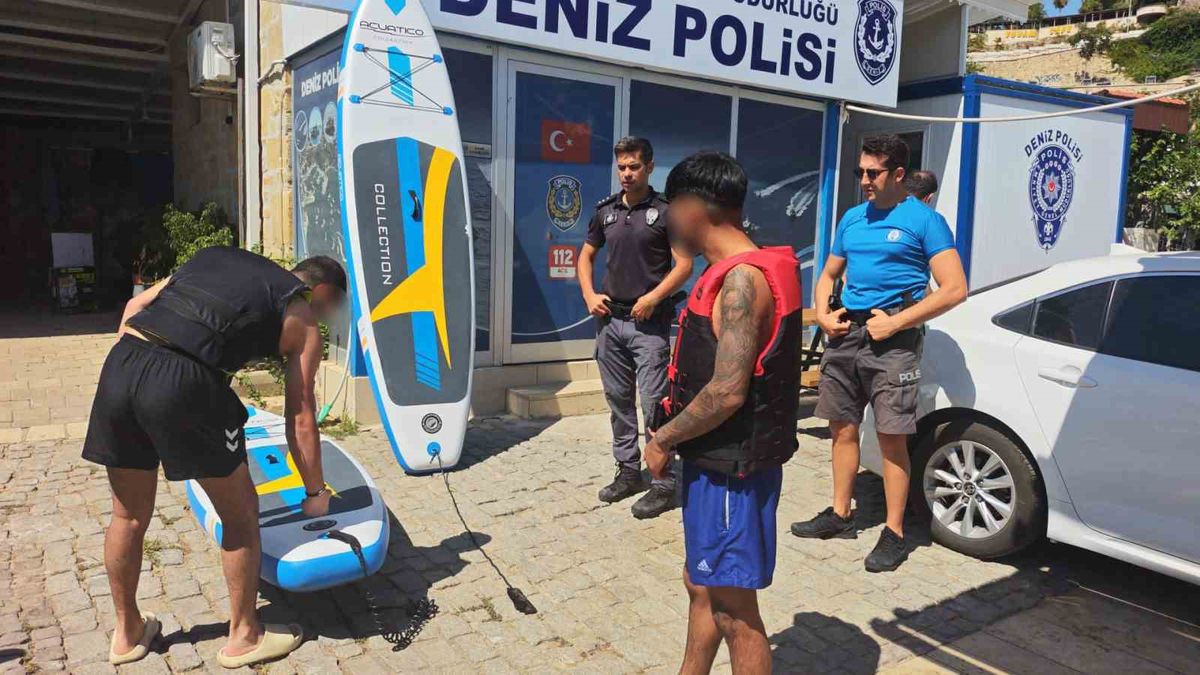 Antalya'da SUP macerası: Yunanistan'a giderken deniz polisi kurtardı