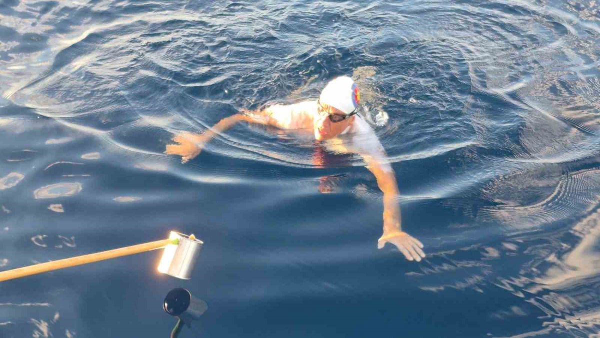 50 yaşında başladı, Tahoe Gölü'nde tarihe geçti: İlk Türk