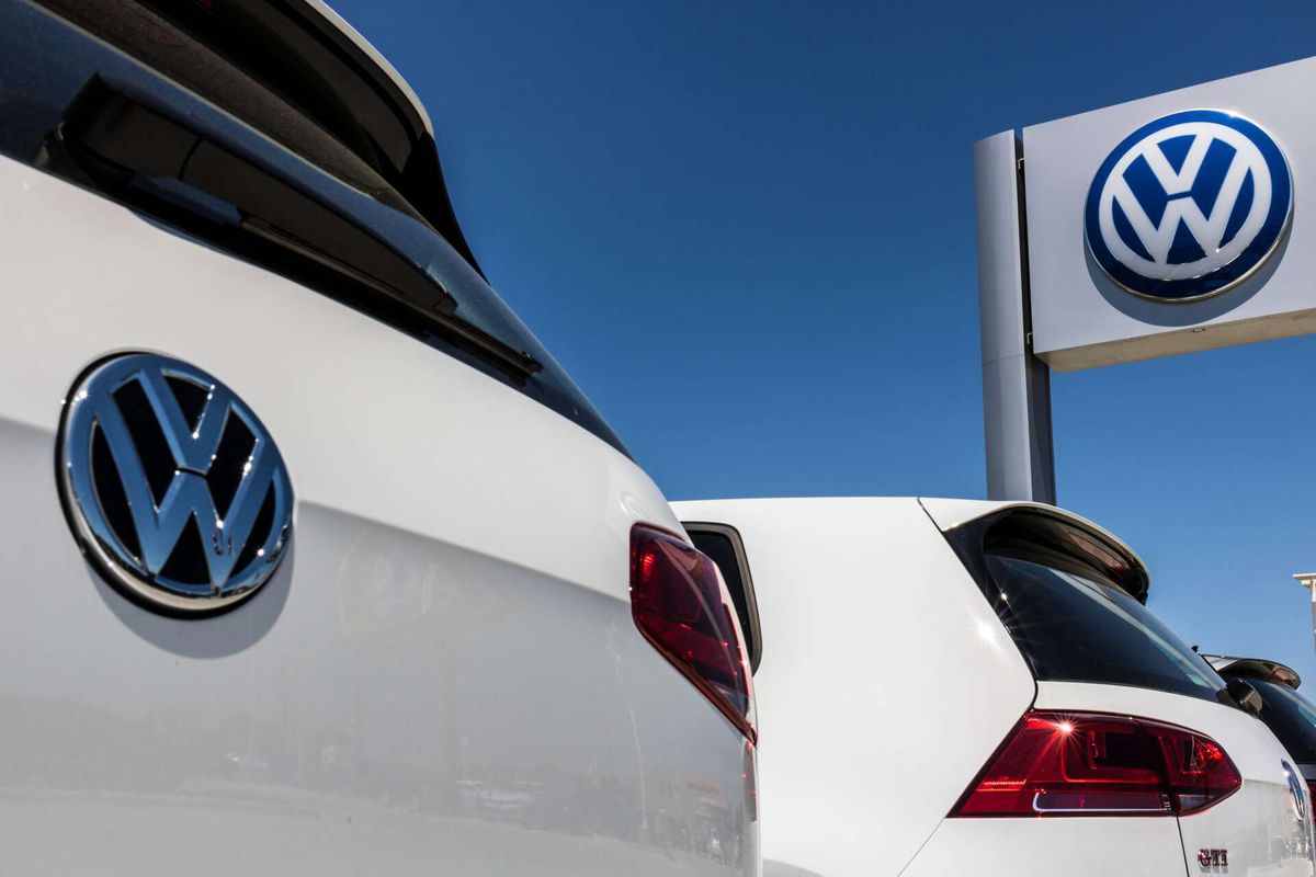 Volkswagen Almanya'da Üretimi Durduruyor