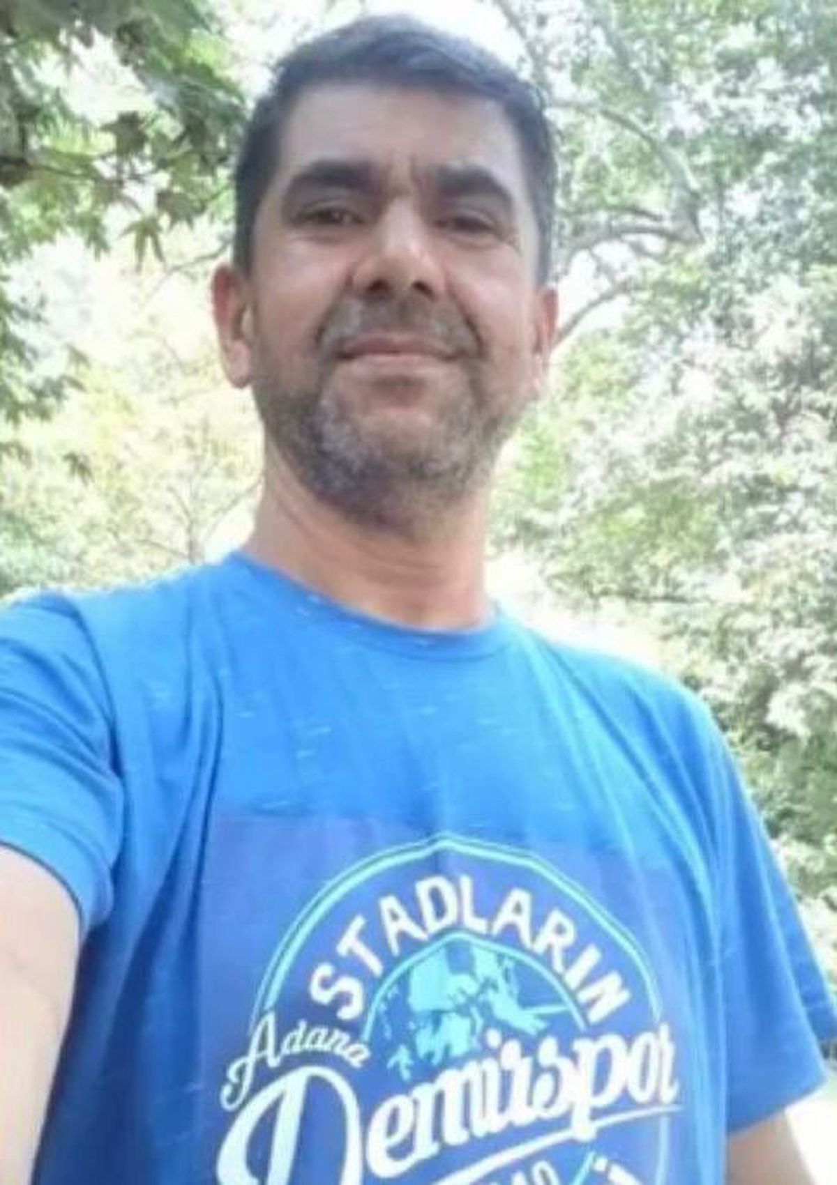 Ceyhan'da Minibüs ile Otomobil Çarpıştı: 1 Ölü, 3 Yaralı