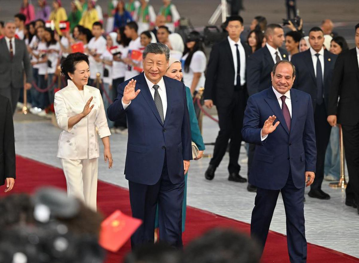 Çin Cumhurbaşkanı Xi Jinping Mısır'a Resmi Ziyarette Bulunuyor