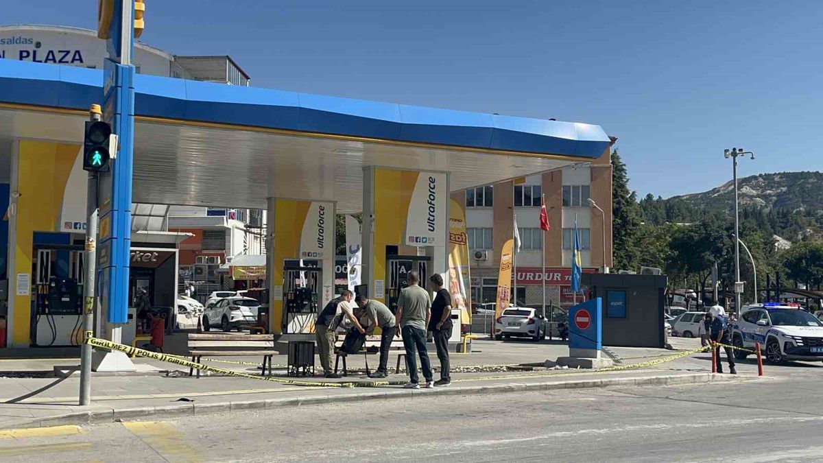 Burdur'da Şüpheli Çanta Panik Yarattı: İçinden Kadın Kıyafetleri Çıktı
