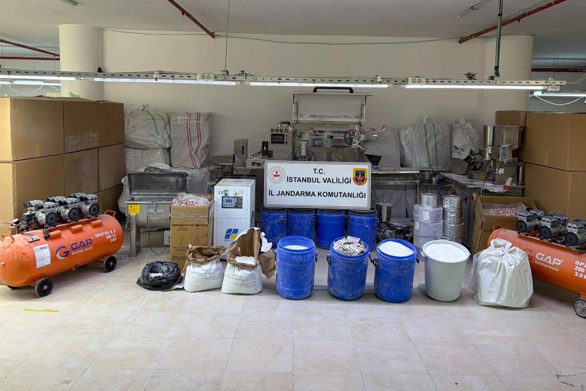 Çatalca'da rekor uyuşturucu operasyonu: 1.5 milyon hap ele geçirildi