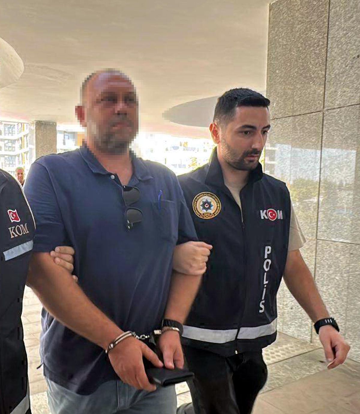 Edirne'de Belediye Meclis Üyesine Rüşvet Gözaltısı: Adliyeye Sevk Edildi