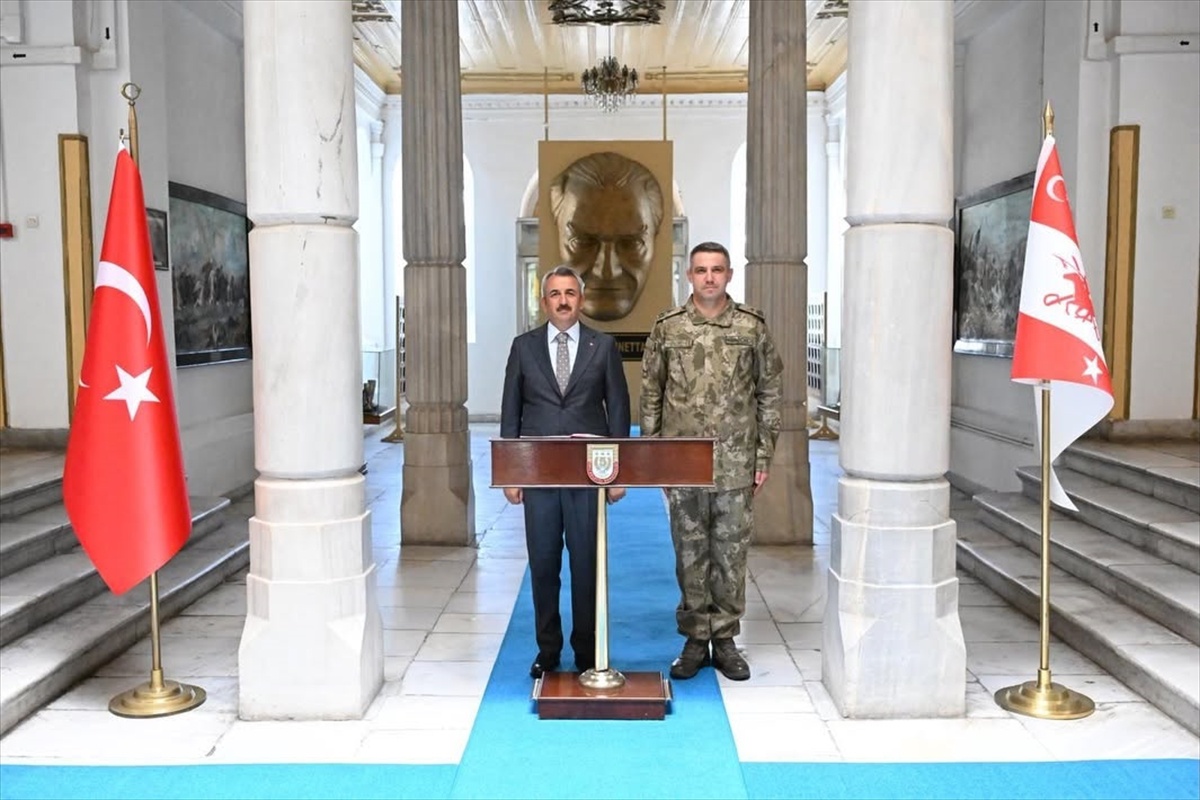 Edirne Valisi'nden Garnizon Komutanına İade-i Ziyaret