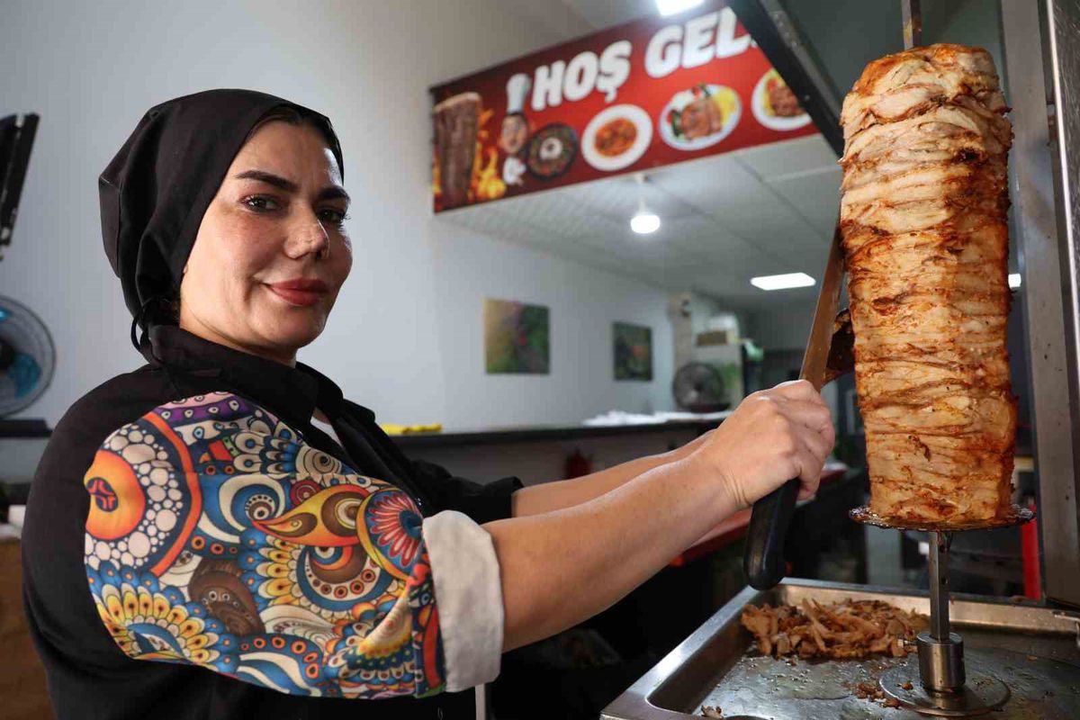 Kadın Girişimcinin 15 Yıllık Birikimi: Kendi Döner Dükkanı