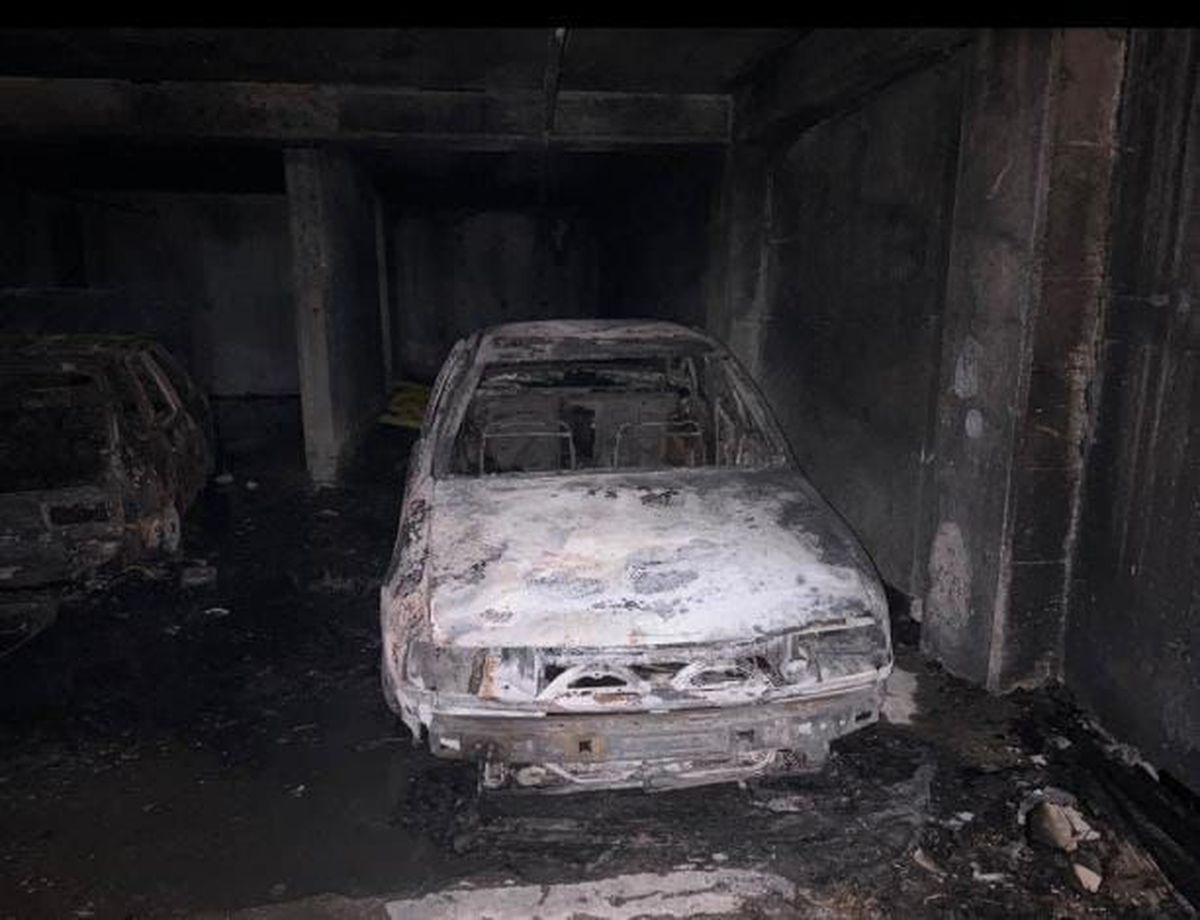 Esenyurt'ta otopark yangını: 42 kişi dumandan etkilendi