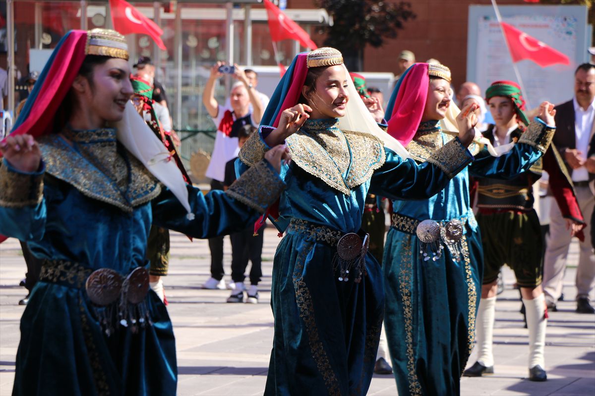 Eskişehir'in Kurtuluşunun 104. Yılı Coşkuyla Kutlandı