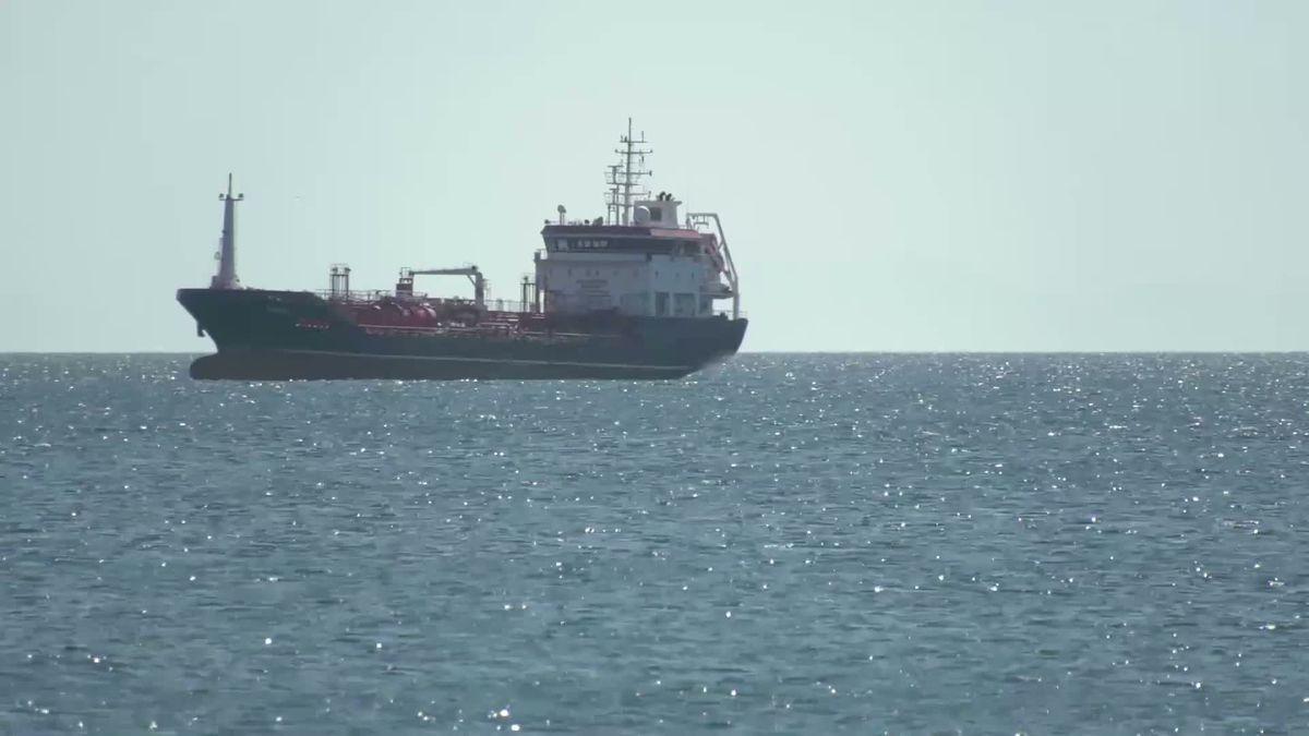 Silivri açıklarında gemi çarpışması: 10 denizci kayboldu