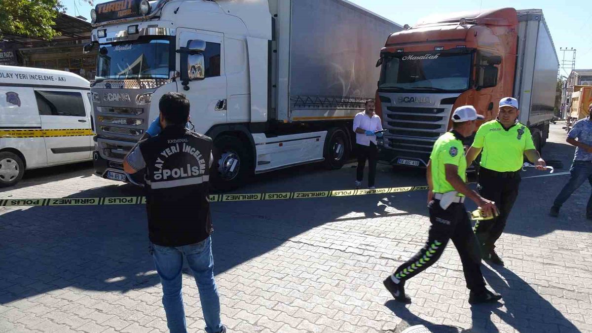 Malatya'da husumetli kavgası: Tırla ezdi, ağır yaraladı