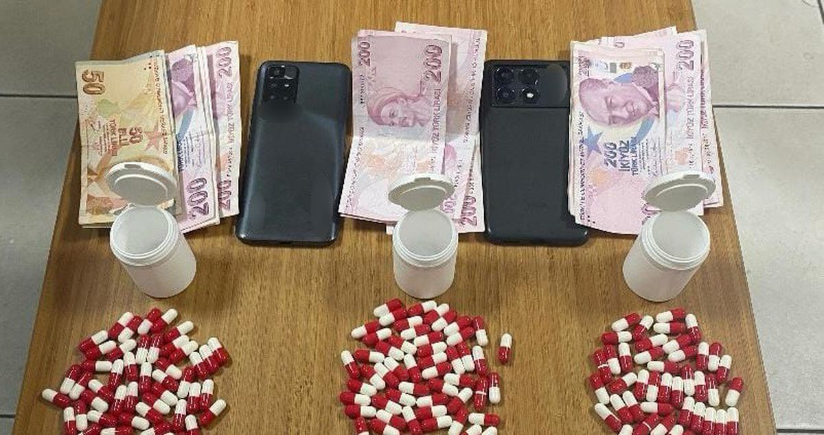 İzmir'de 92 aranan yakalandı, 72 tutuklandı