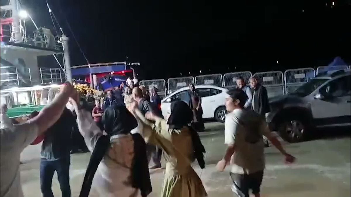 Rize'de balıkçılar yeni sezonu horonla açtı