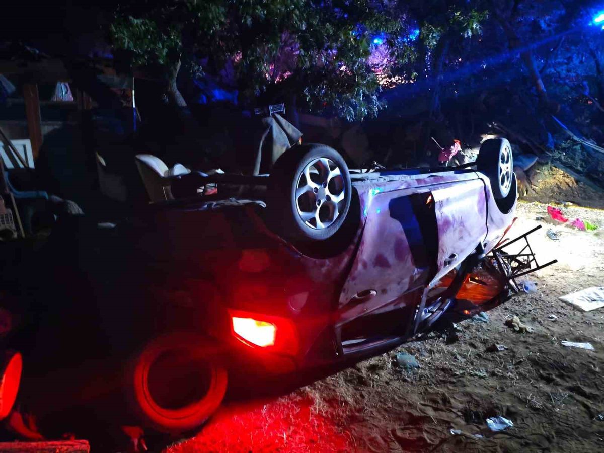 Keşan'da Takla Atan Otomobilde 4 Yaralı