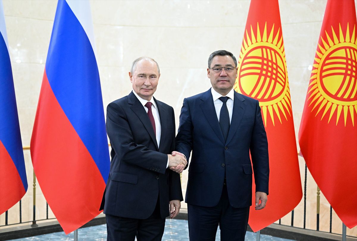 Caparov ve Putin Bişkek'te İkili İşbirliğini Görüştü