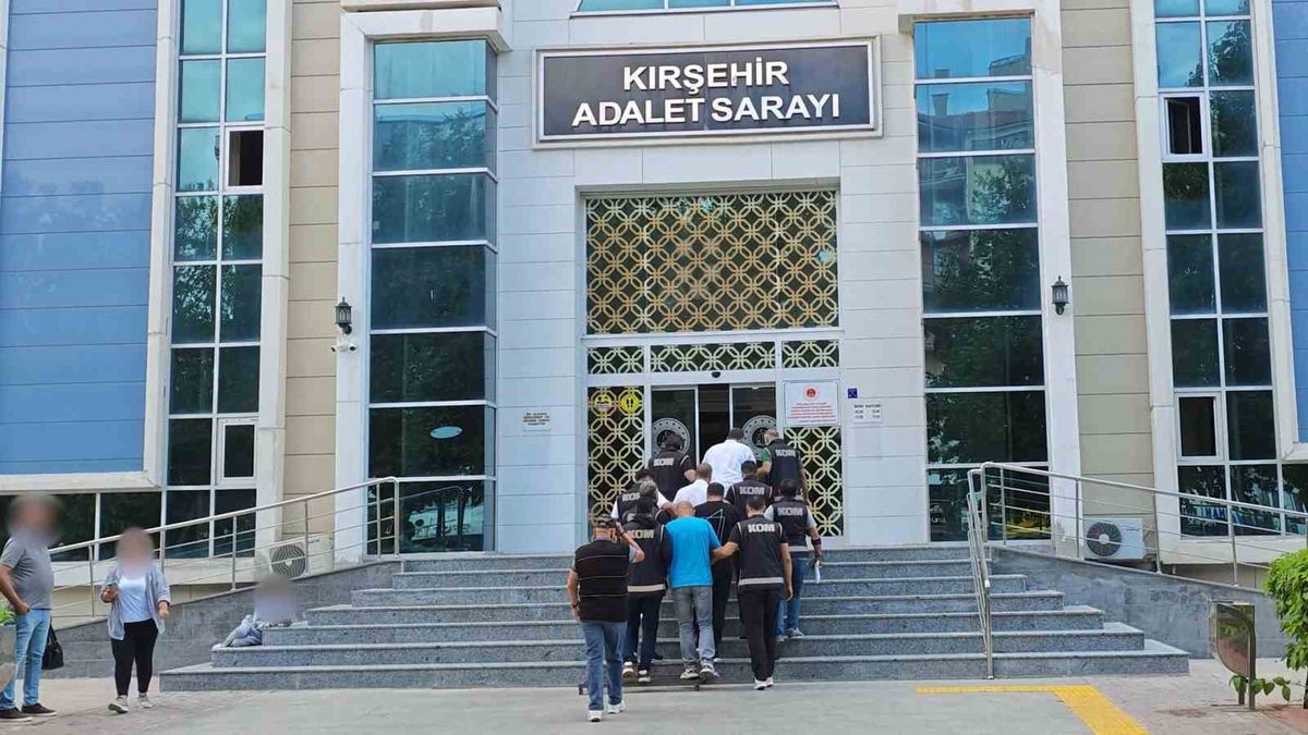 İş Yerinde Darp ve Soygun: 4 Tutuklama