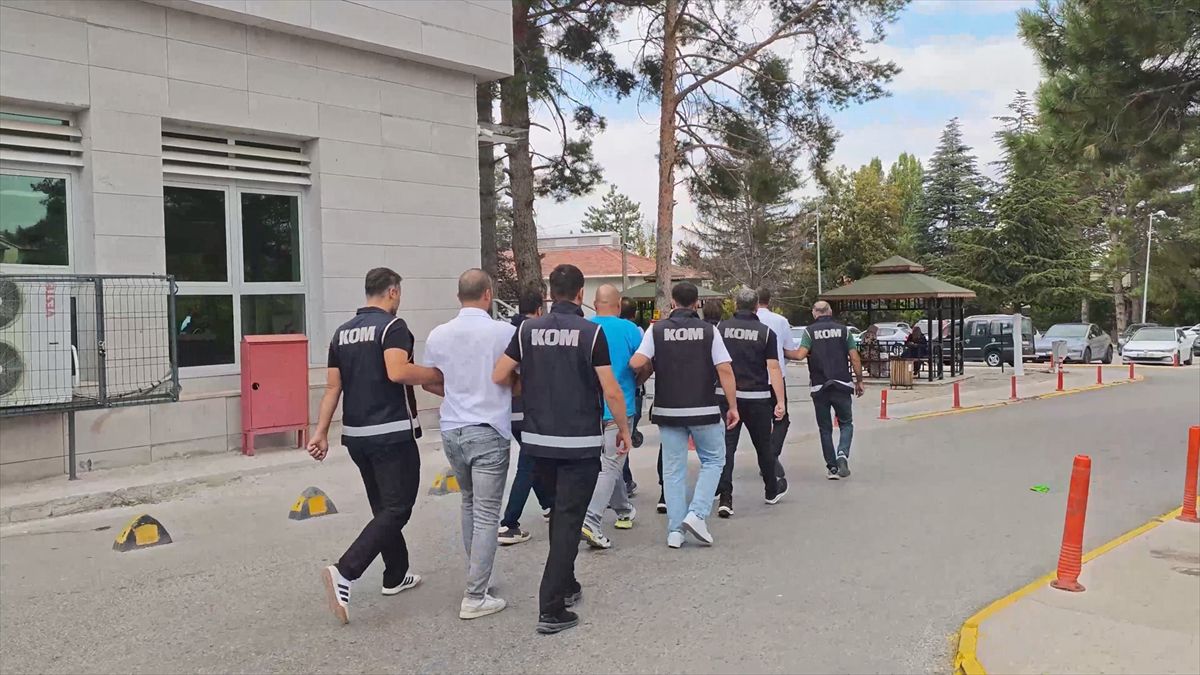 İş Yerinde Gasp Şüphesi: 4 Tutuklama
