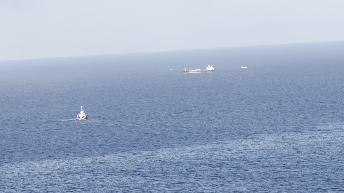 Silivri Açıklarında Gemi Çarpışması: 10 Personelden Haber Alınamıyor