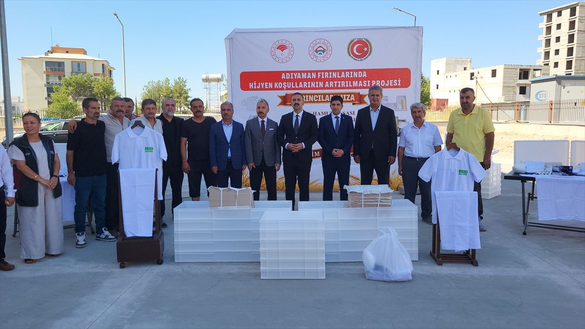 Adıyaman'da Fırıncılara 2,2 Milyon Liralık Hijyen ve Ekipman Desteği