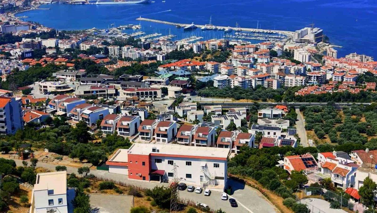 ADÜ'nün Kuşadası'ndaki Uluslararası Sağlık Turizmi Merkezi Aktif Hizmet Sunuyor