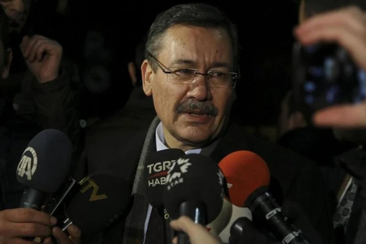 AK Parti gözden çıkardı mı? Melih Gökçek’e açık açık soruldu