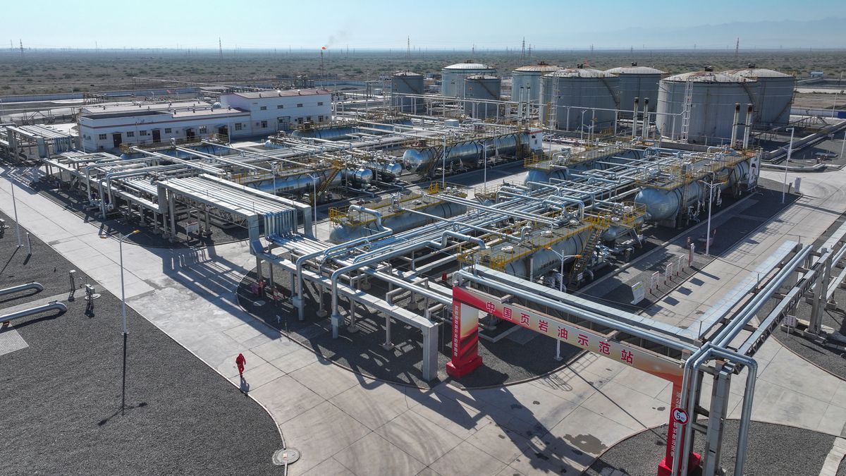 Xinjiang'da Enerji Dönüşümü Hızlanıyor: Yeşil, Akıllı ve Verimli 2026