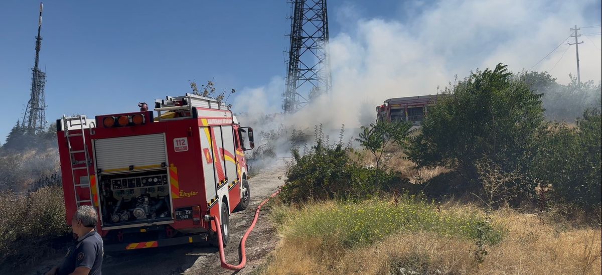 Çankaya'da Ot Yangını Kontrol Altına Alındı