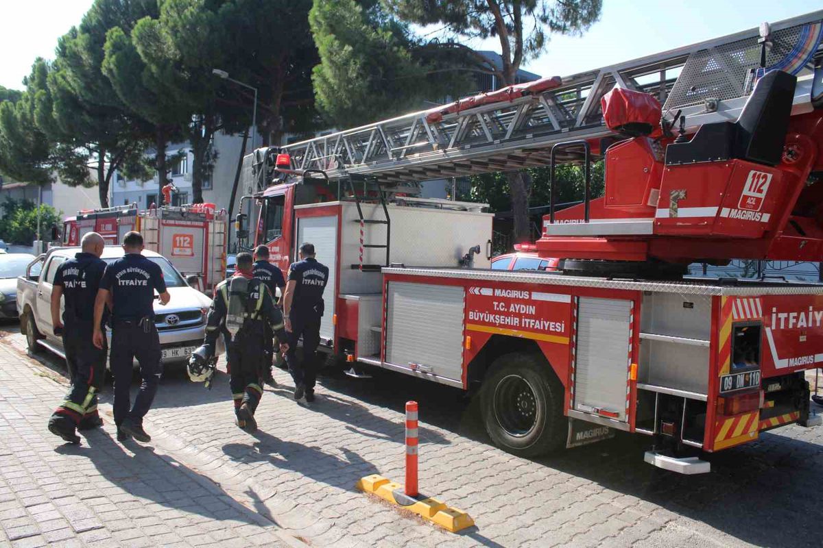 Aydın'da Yanık Kokusu Panik Yarattı