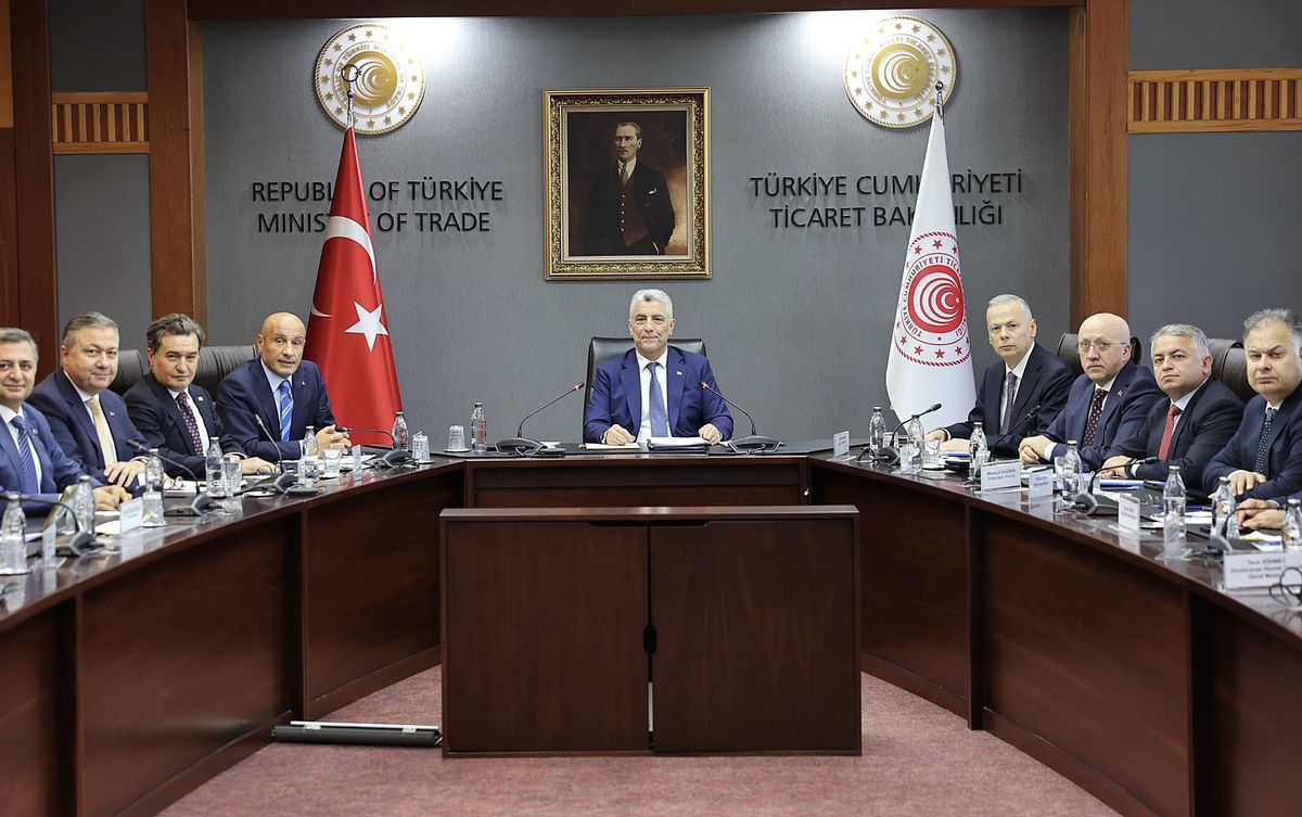 Bakan Bolat'tan Yeni TİM Yönetimine Kabul ve Başarı Temennisi