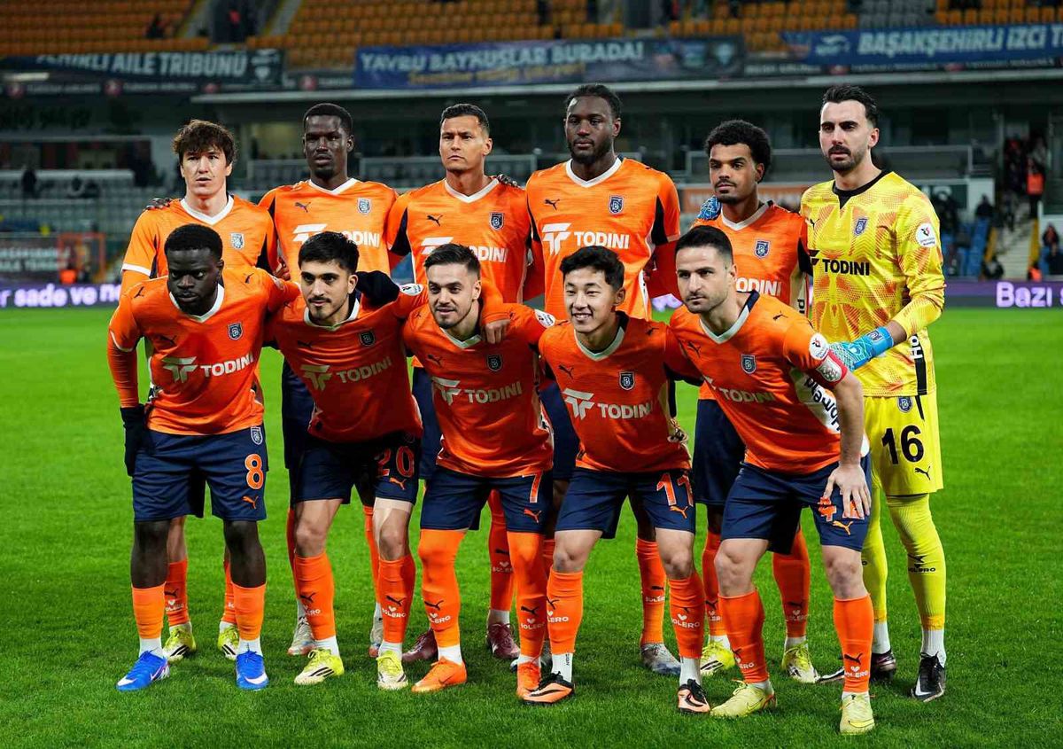 Başakşehir, Galatasaray Serisini Bitirmek İstiyor