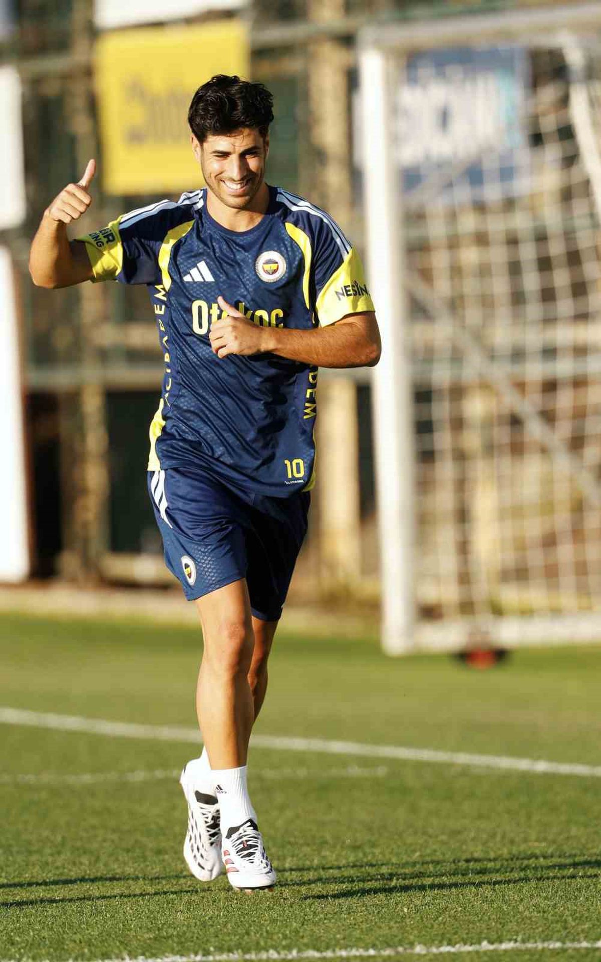 Fenerbahçe derbi hazırlıklarına devam ediyor