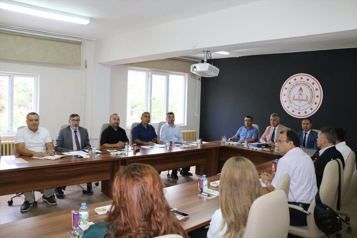 Göynücek'te Eğitim Hazırlık Toplantısı Yapıldı