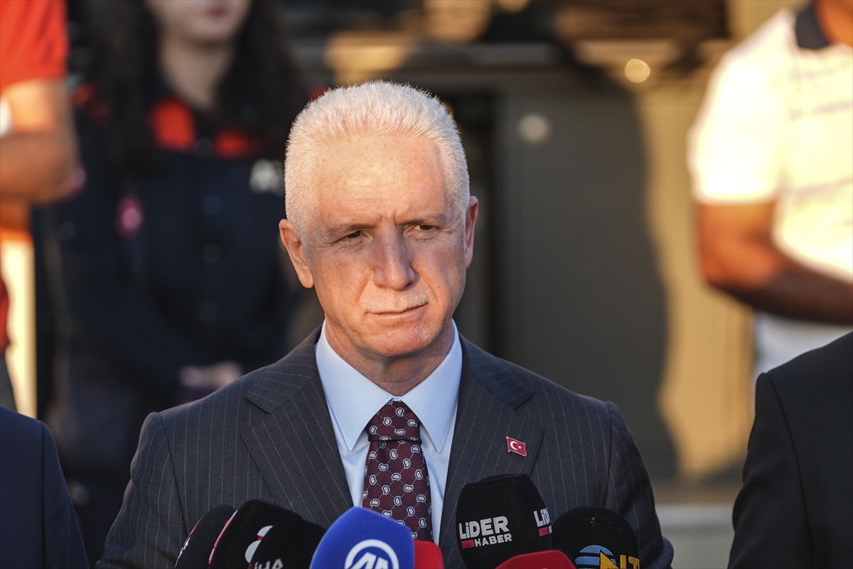 Silivri açıklarında Türk bayraklı iki gemi çarpıştı: 10 mürettebattan haber alınamıyor