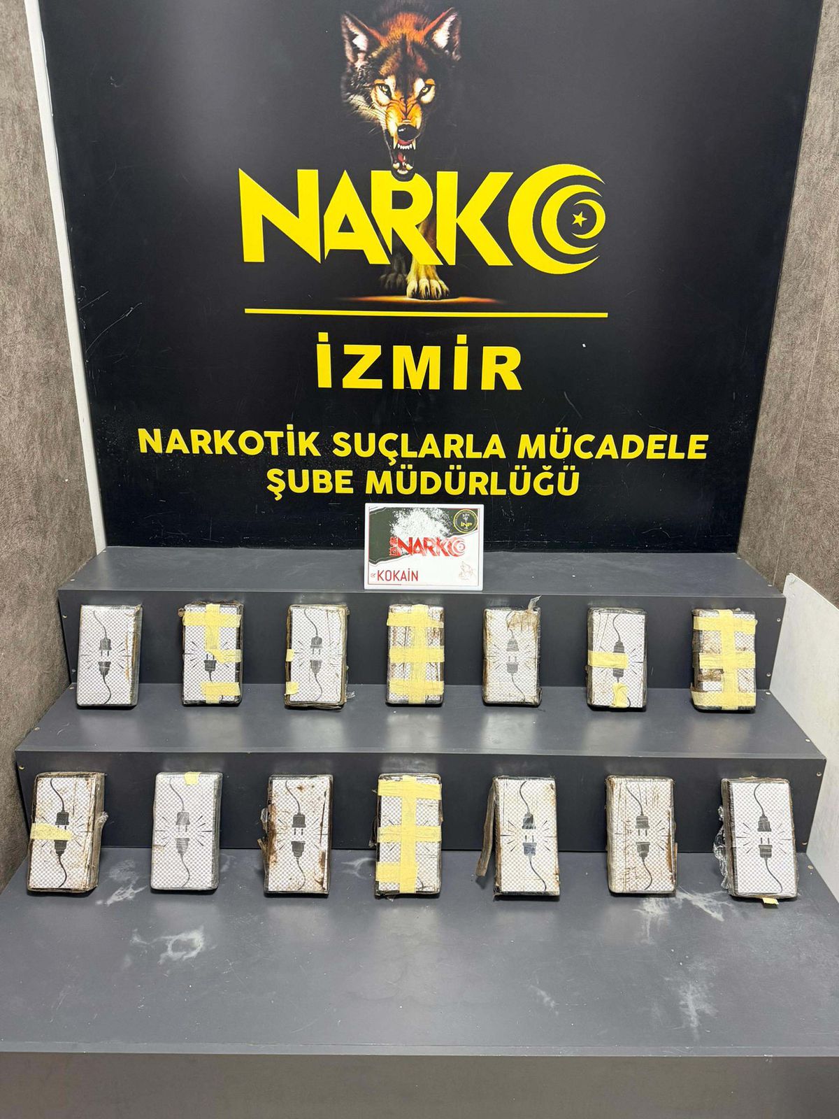 İzmir'de 16 Kilo 600 Gram Kokain Ele Geçirildi: 2 Tutuklama
