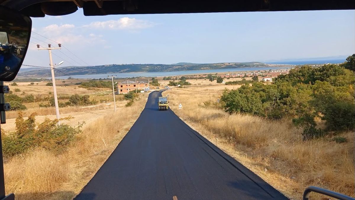Beyköy-Erikli yoluna sıcak asfalt