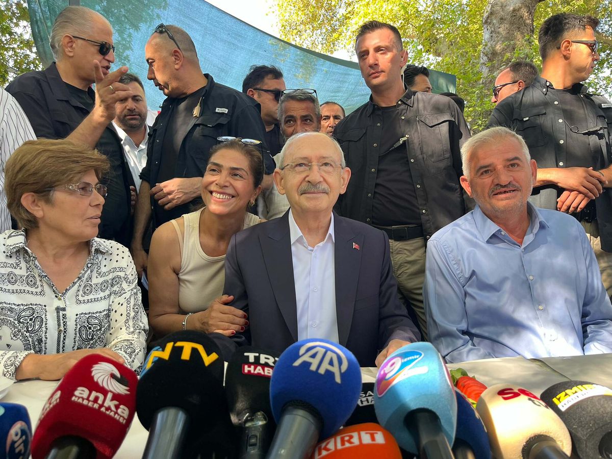 Kılıçdaroğlu: Hukukun egemen olduğu, herkesin karnının doyduğu bir devlet istiyoruz
