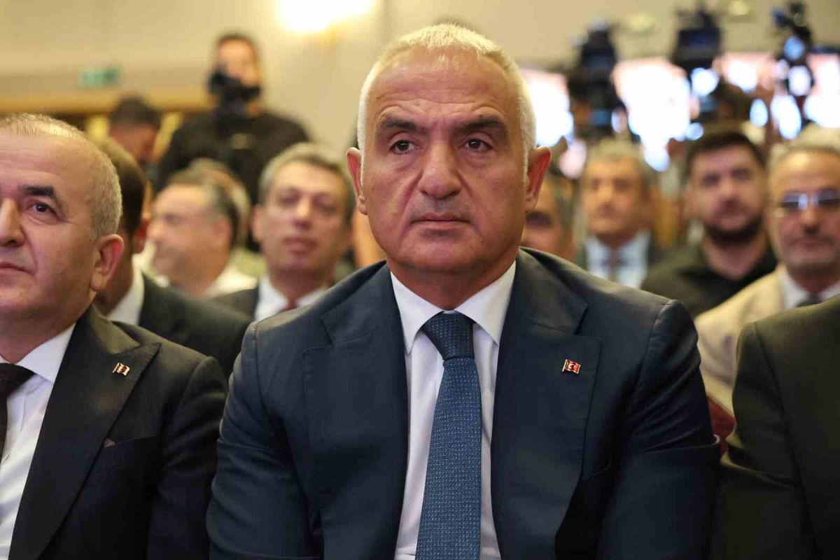Bakan Ersoy: Turizmde rekor: 25,8 milyon ziyaretçi