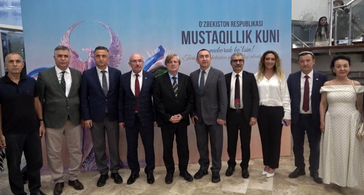Özbekistan'ın 35. yılı Antalya'da kutlandı