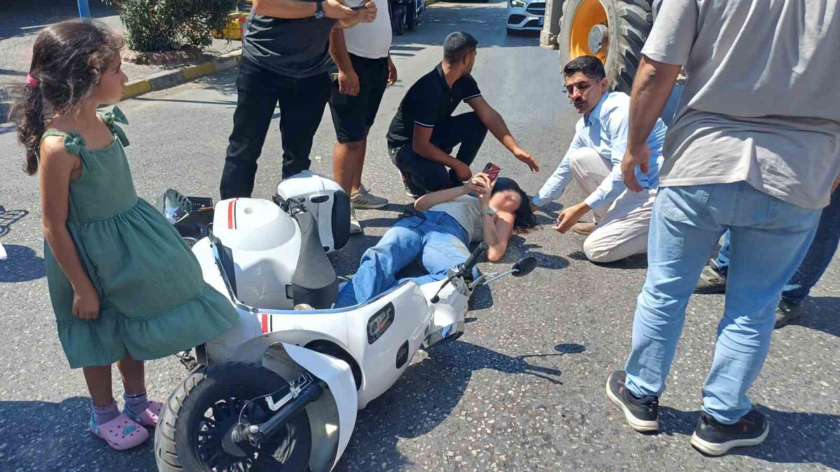 Aydın'da Motosiklet Sürücüsü Panik Fren Sonucu Düştü: Hafif Yaralandı