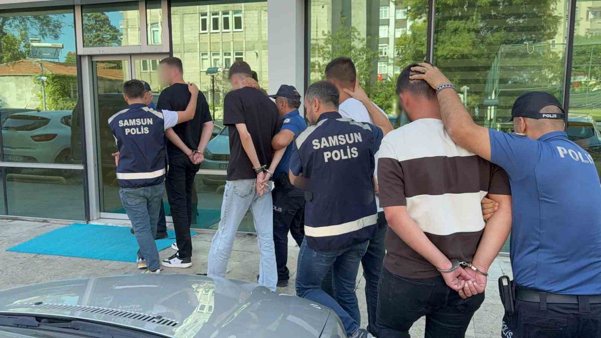Samsun'da Taksi Takip ve Darp Olayında 4 Gözaltı