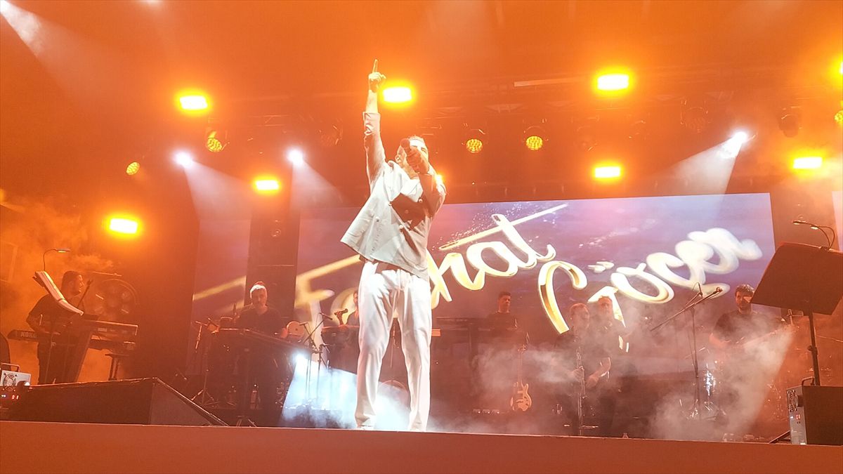 Ferhat Göçer'den Manavgat'ta Unutulmaz Konser
