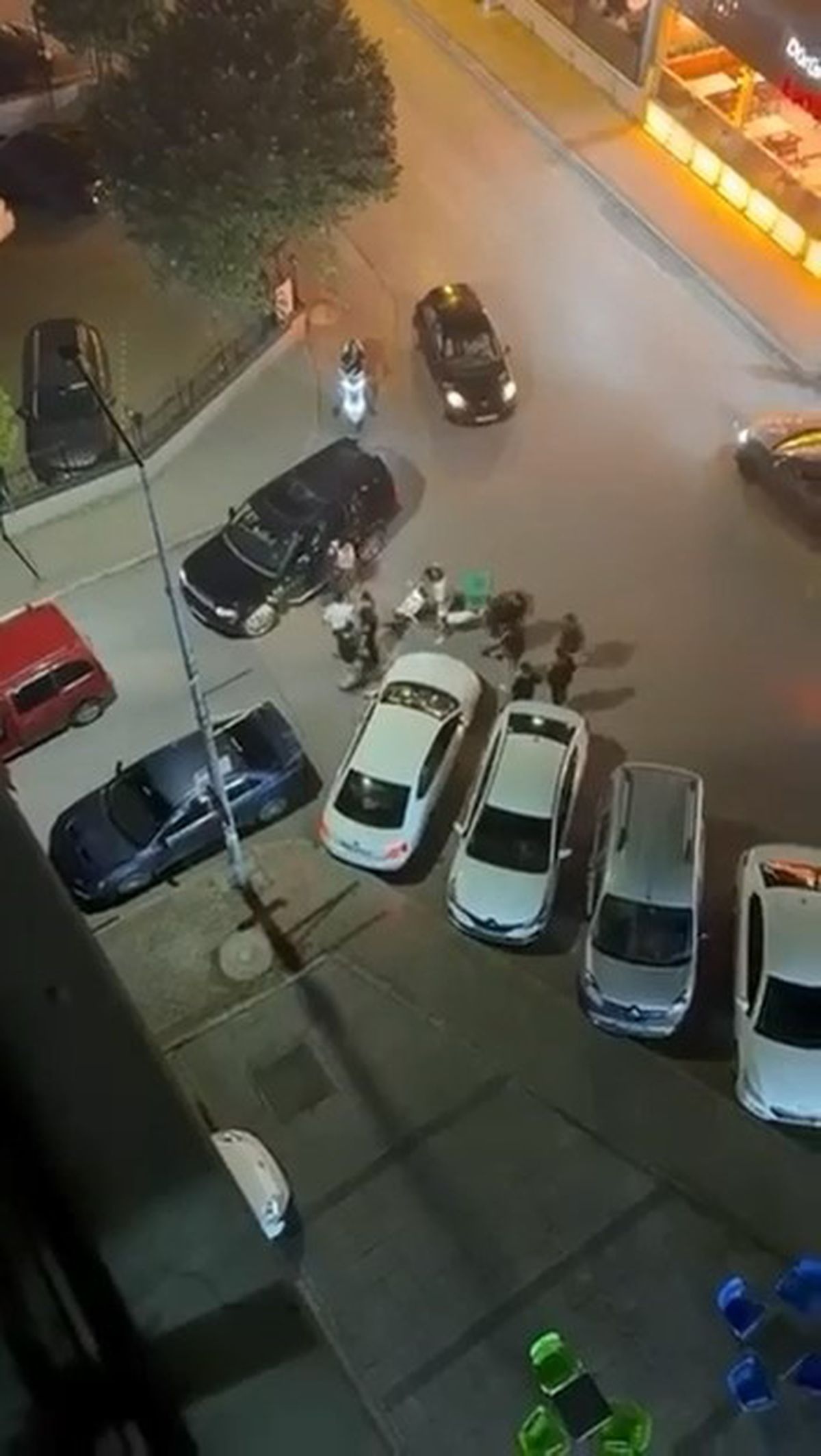 Bursa'da 'Sinyal' Tartışması Kavgaya Dönüştü: O Anlar Kamerada