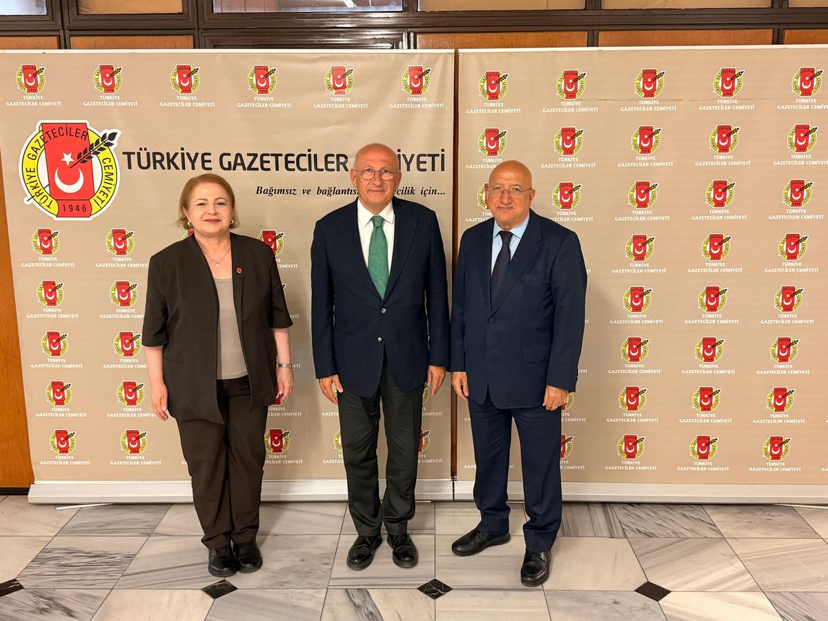 YENİ Parti'den basın özgürlüğü ziyareti