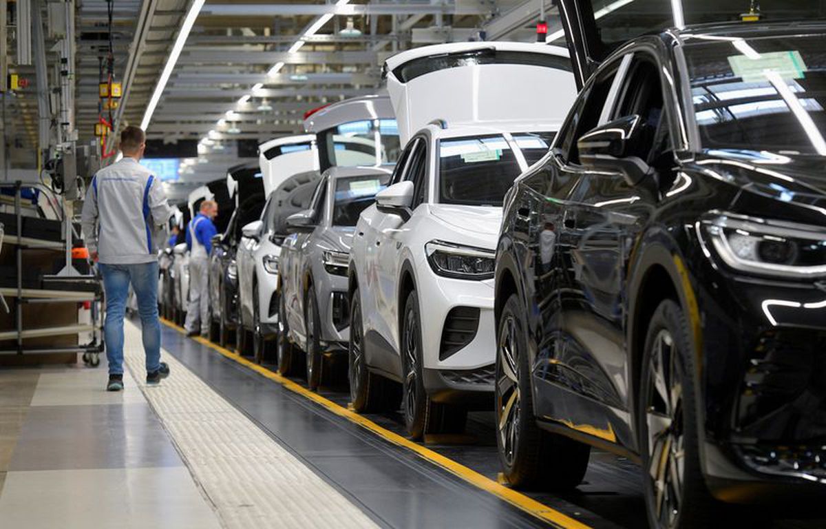 Volkswagen'den 50 bin kişilik işgücü azaltımı onayı