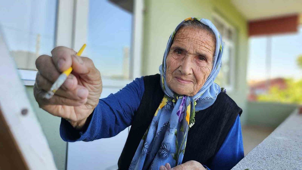 81 Yaşındaki Ermiş, Resimle Hayat Buldu