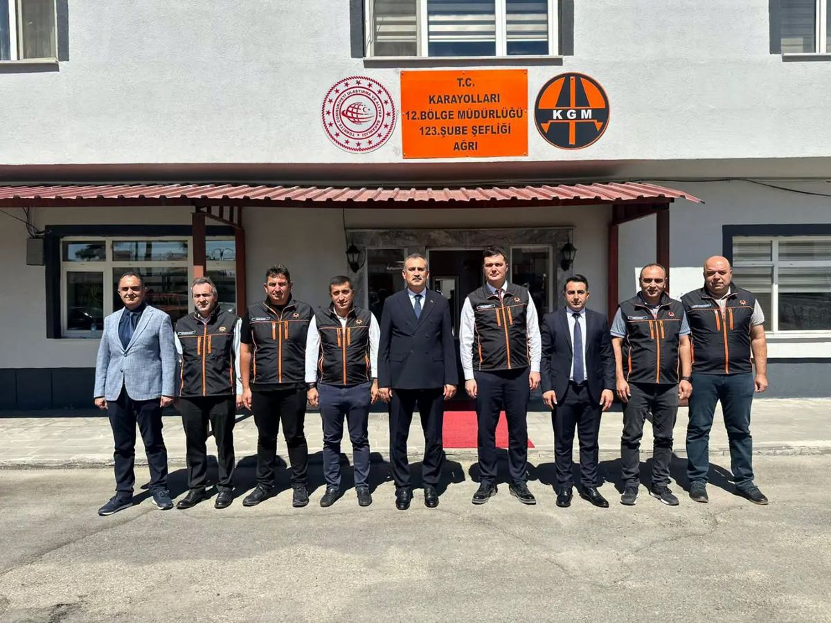 Ağrı'da Karayolu Yatırımları 2026'da Tamamlanacak
