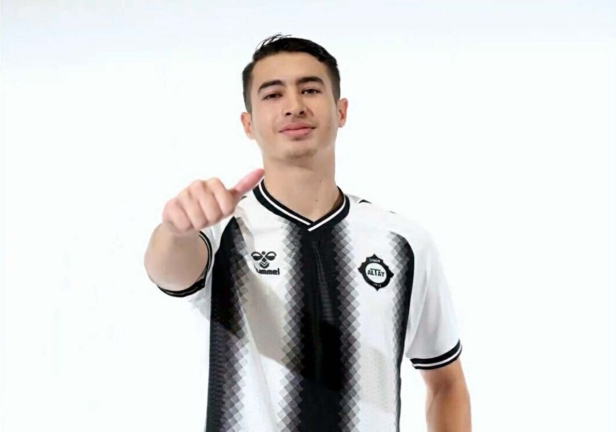 Altay Üç Futbolcuyla Yeniden Anlaştı